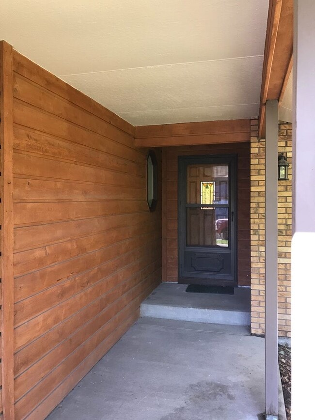 Building Photo - Coming in March – Beautiful Single-Story Home with Dual Living Spaces & Fenced Yard