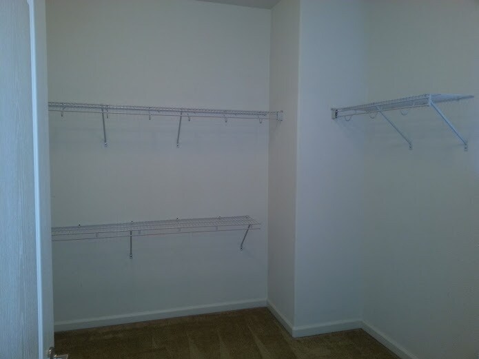 Building Photo - 348 Anemone Ct