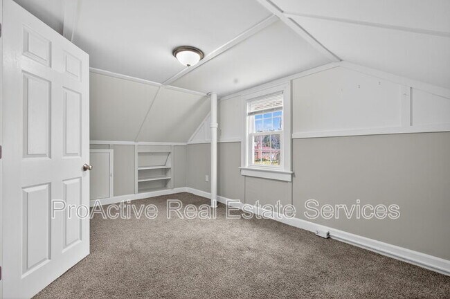 Building Photo - 108 Wright Ave