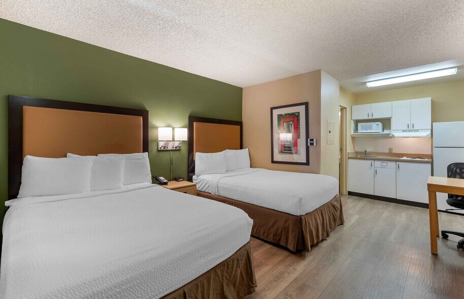 Building Photo - Furnished Studio-Bakersfield - California ...