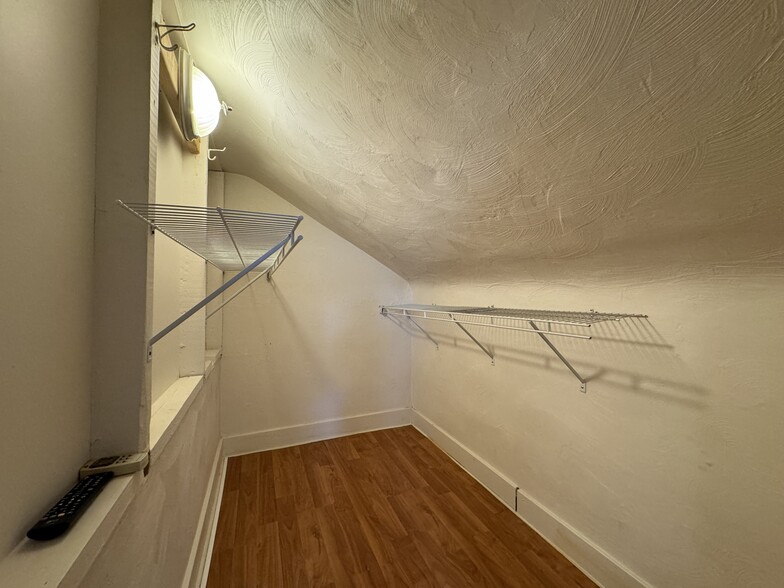 Building Photo - 5709 Melvin St