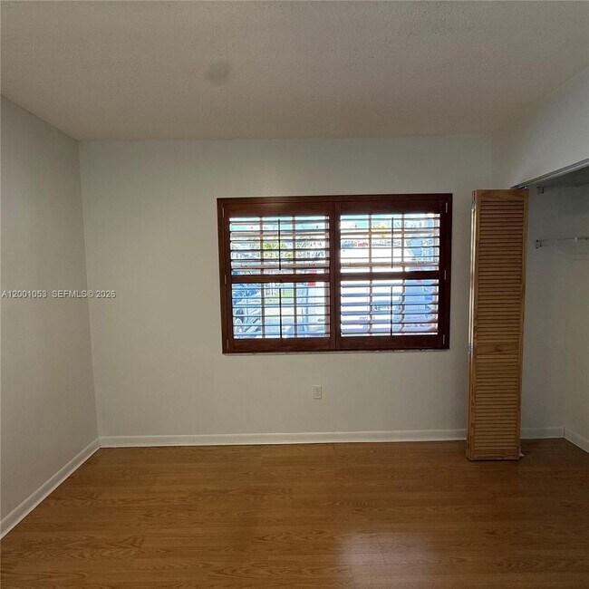 Building Photo - 6980 NW 173rd Dr