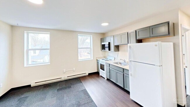 Building Photo - 3554 E Washington Ave