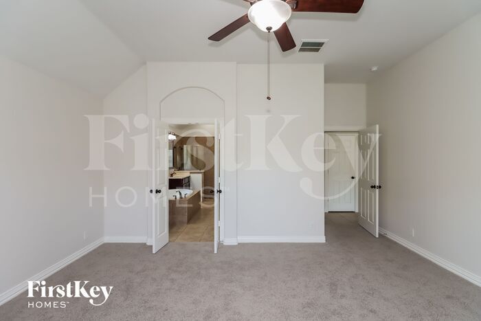 Building Photo - 210 Terrace Creek Ct