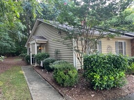 Building Photo - 2664 Cottage Pl
