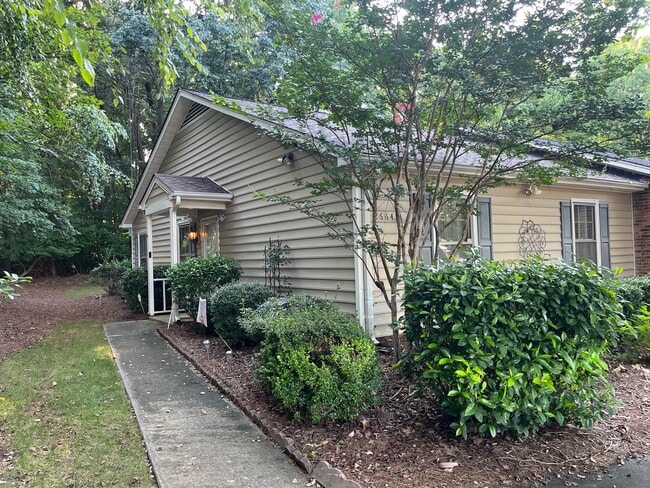 Building Photo - 2664 Cottage Pl