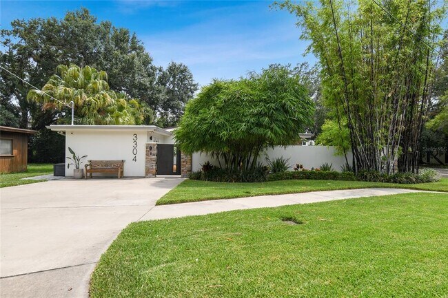 Primary Photo - 3304 W El Prado Blvd