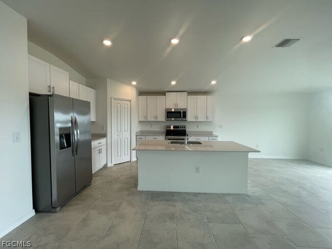 Building Photo - 17121 Parma Ct