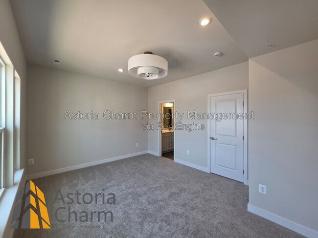 Building Photo - 2928 Maisel St