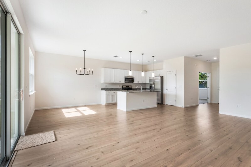 Building Photo - 3747 Watercliff Cir