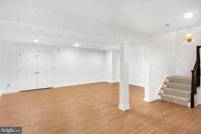 Building Photo - 3 Governors Ln