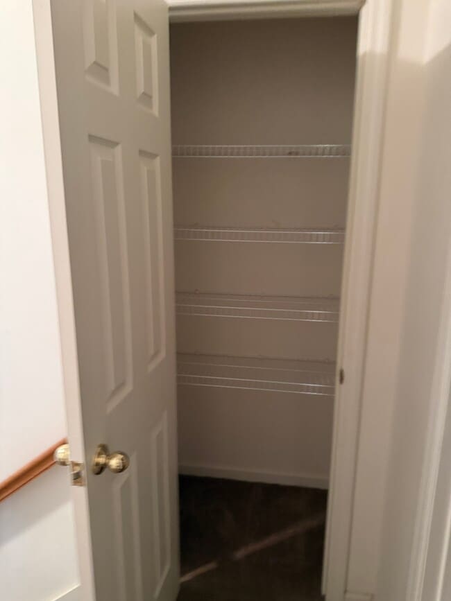 Building Photo - West Lane