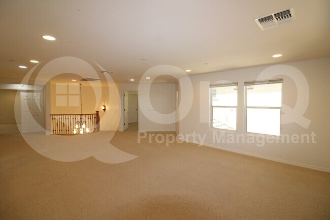 Building Photo - 779 W Calle La Bolita