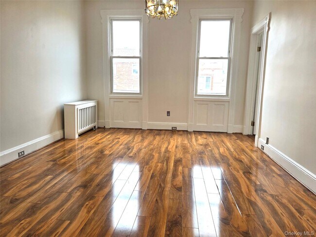 Building Photo - 59-36 Woodbine St