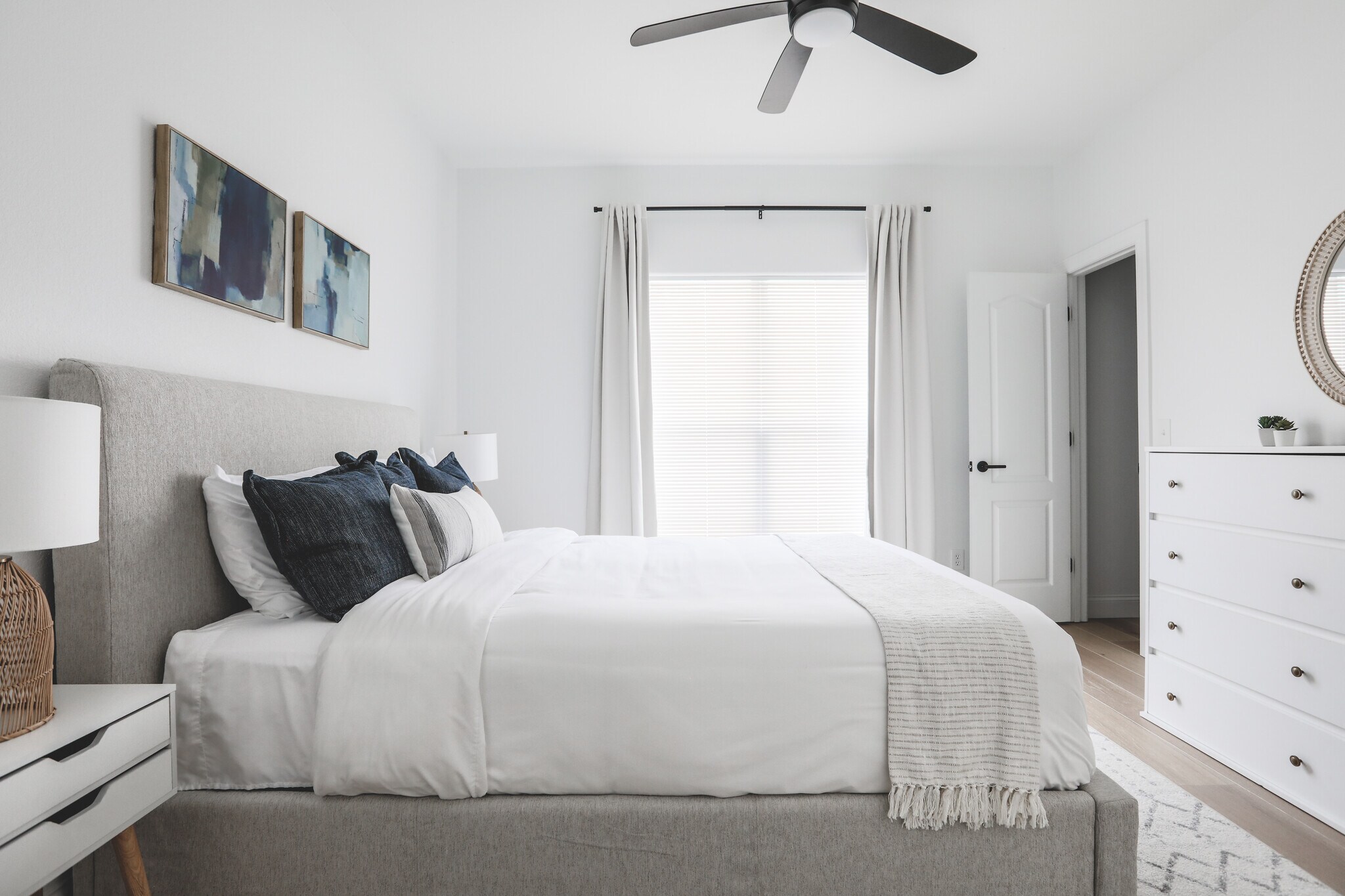 Building Photo - 2010 Merlin Dr