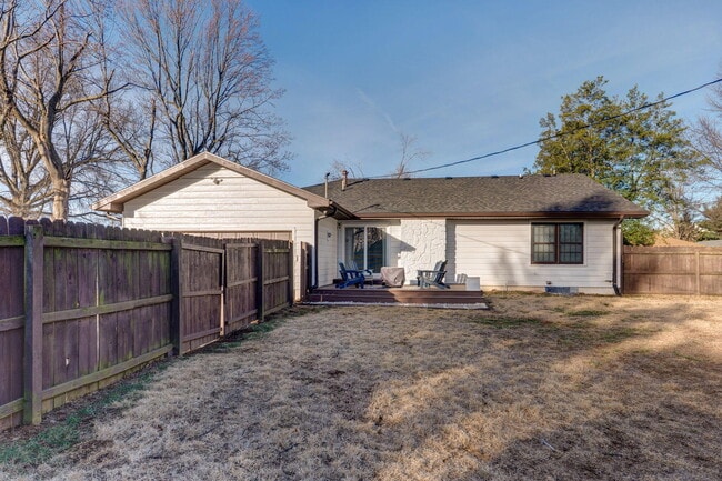 Building Photo - 4094 S Eaton Ave