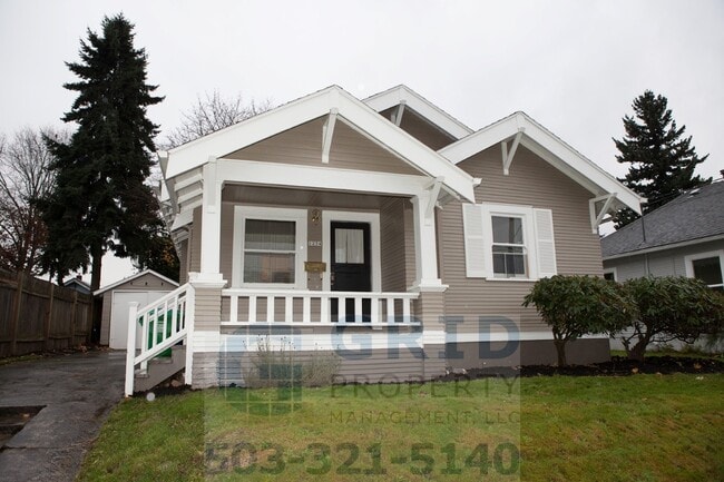 Building Photo - Craftsman Bungalow Available in Kenton Nei...
