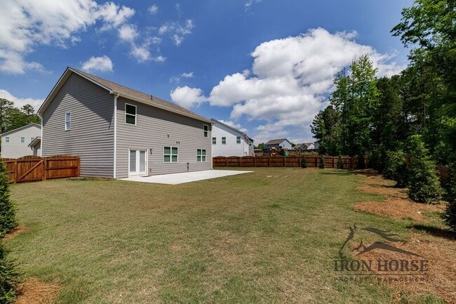 Building Photo - 835 Baker View Ln