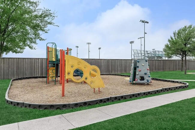 Building Photo - 4101 Delafield Ln