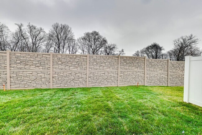 Building Photo - BRAND NEW CONSTRUCTION -- 55+ Living - 4 +...