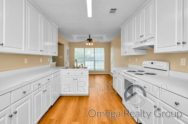 Building Photo - 6525 Foxleigh Ct