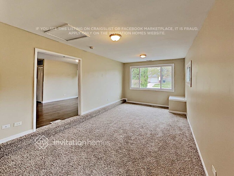 Building Photo - 280 Mohave St