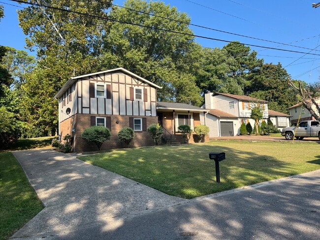 Building Photo - 416 Ocala Ct N