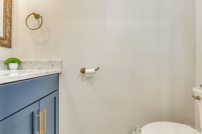 Building Photo - 606 W Intendencia St