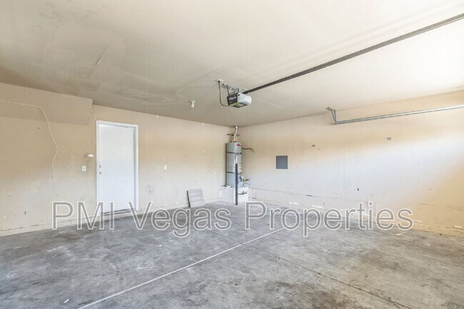 Building Photo - 8737 Brindisi Park Ave