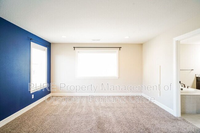 Building Photo - 17190 NW Catalpa St