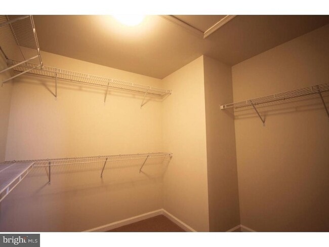 Building Photo - 1816 Pinnacle Dr