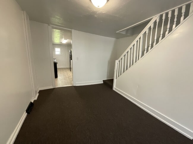 Building Photo - 443 S Duke St