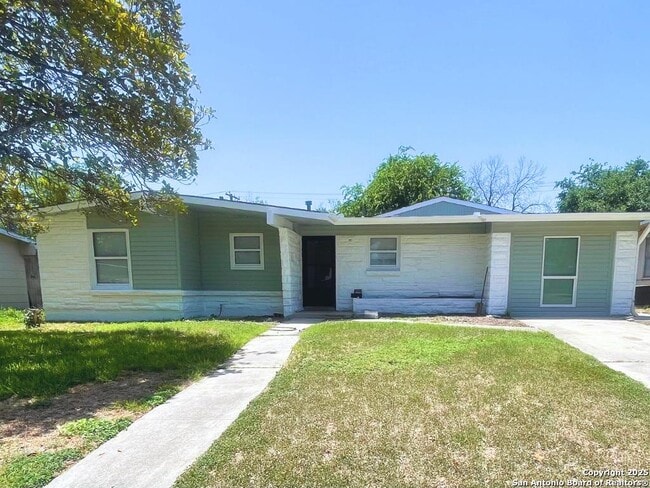 Building Photo - 178 Fennel Dr