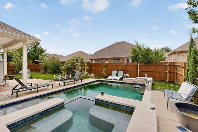 Building Photo - 604 Knightsbridge Ln