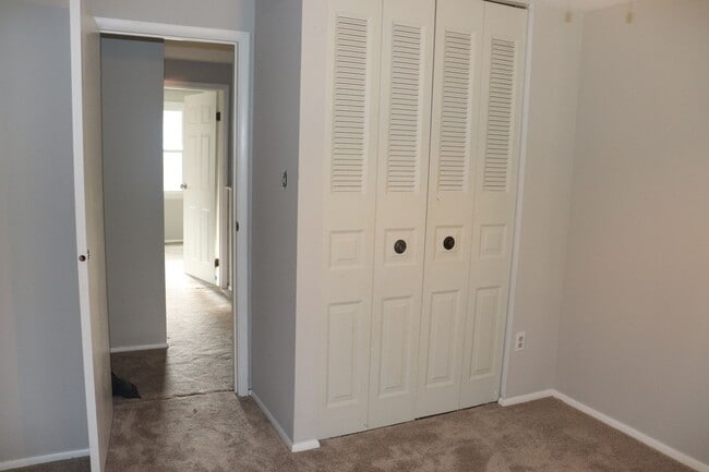 Building Photo - For Rent – Renovated 3BR Home in Providenc...