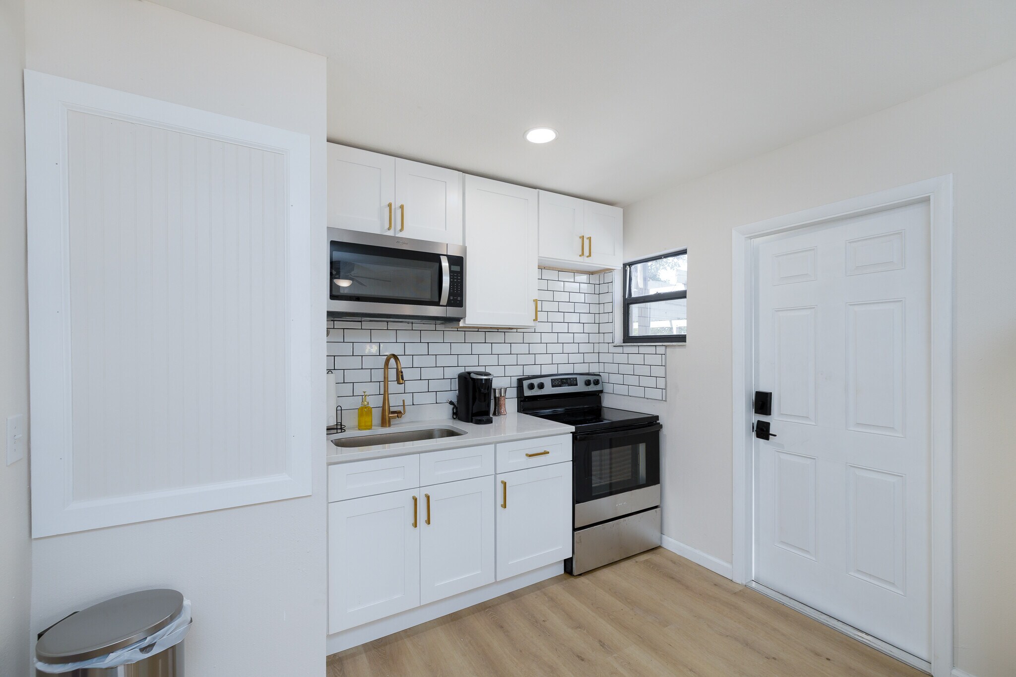 Building Photo - 4936 40th Ave N