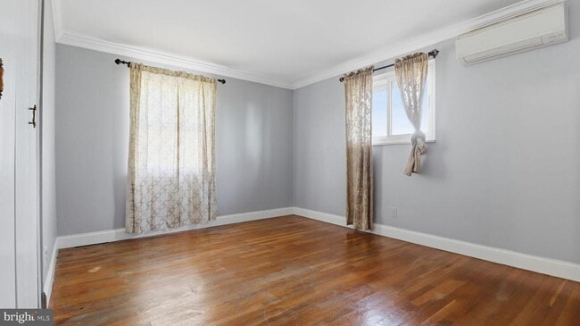 Building Photo - 1703 Tioga Rd