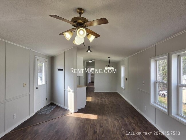 Building Photo - 41 Hatch St