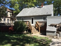 Building Photo - 1122 House