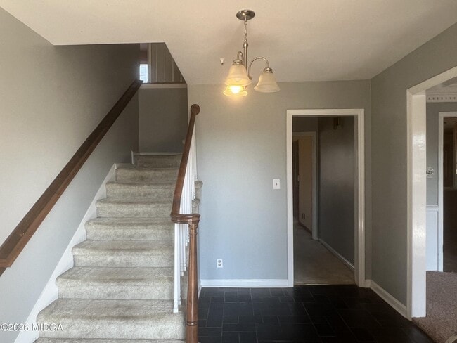 Building Photo - 853 Captain Kell Dr