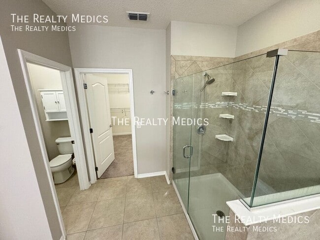 Building Photo - 5107 Appenine Loop W