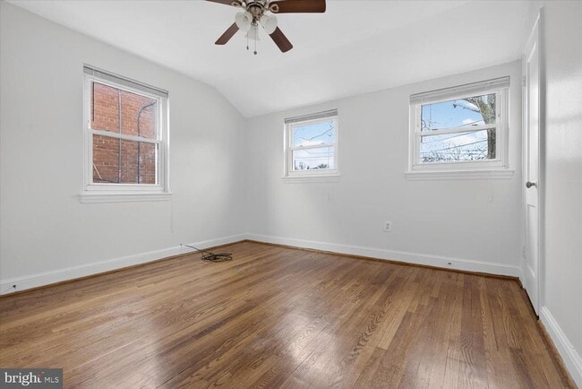 Building Photo - 4336 Dubois Pl SE