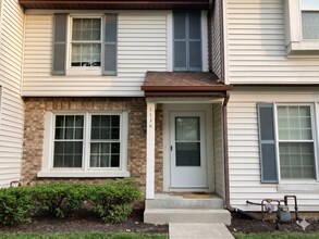 Building Photo - 1136 Anthrop Dr