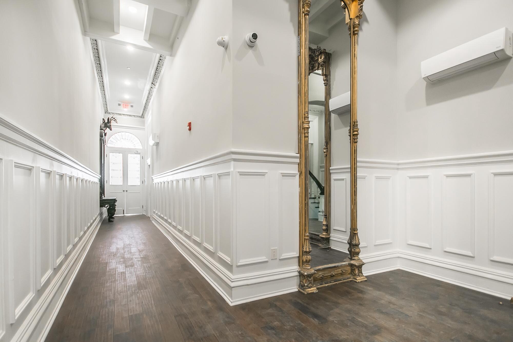 Building Photo - 2010 Walnut St