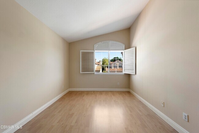 Building Photo - 1811 Fox Springs Cir