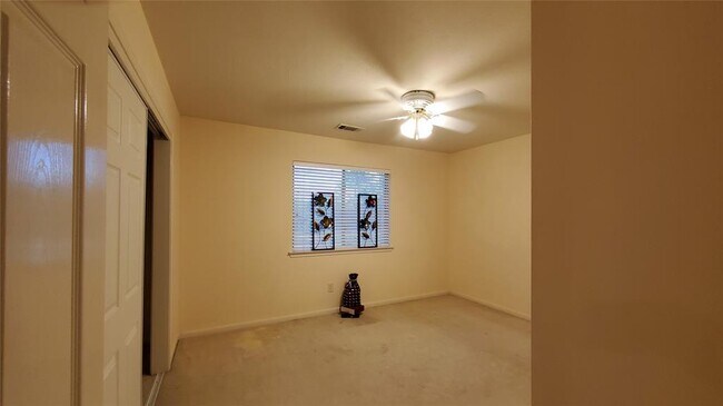 Building Photo - 14043 Fairwood Breeze