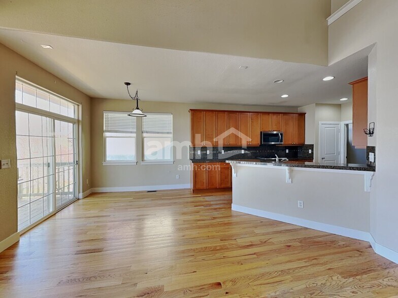 Building Photo - 21507 E Smoky Hill Rd