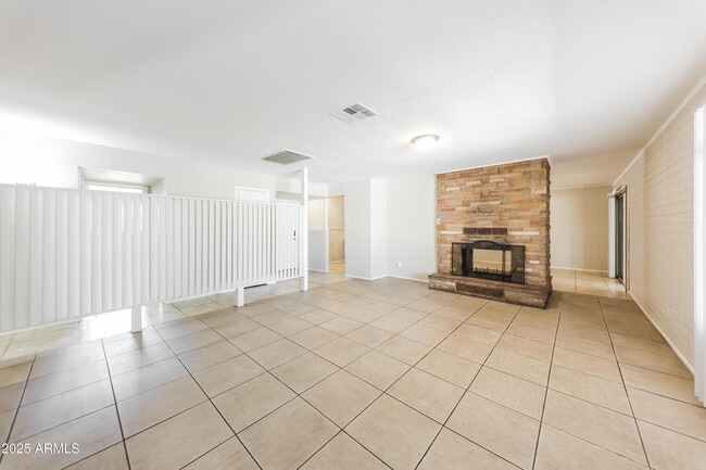 Building Photo - 5514 W Monterosa St