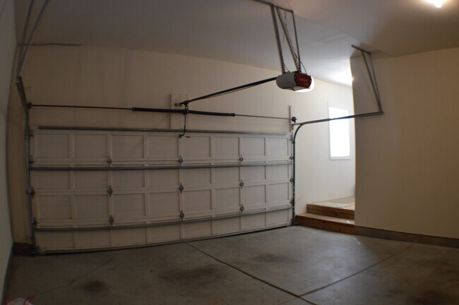 Building Photo - 114 Prestonian Pl