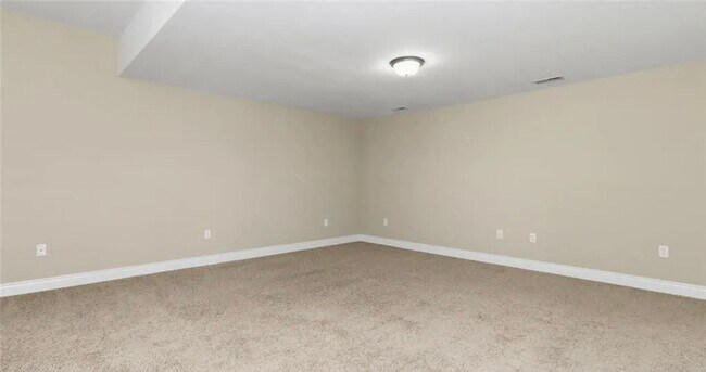 Building Photo - Beautiful Split-Level Home Near Fort Leonard Wood!